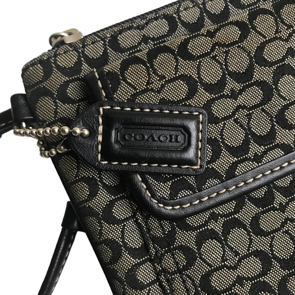 Coach Handbags - Authentic Coach Wristlet in Signature Jacquard Fabric w/ 2 Pockets